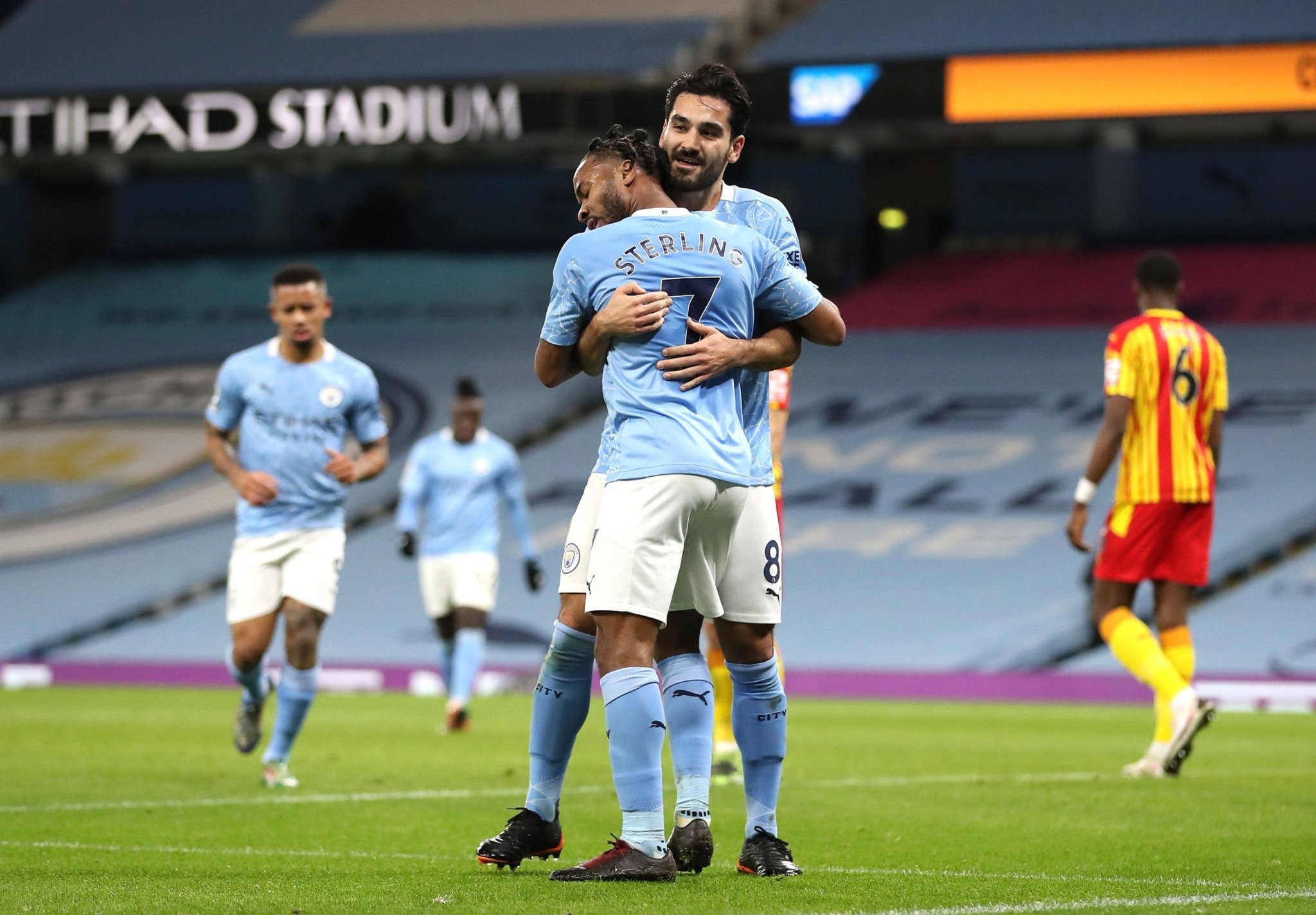 形成令观众 形成令观众